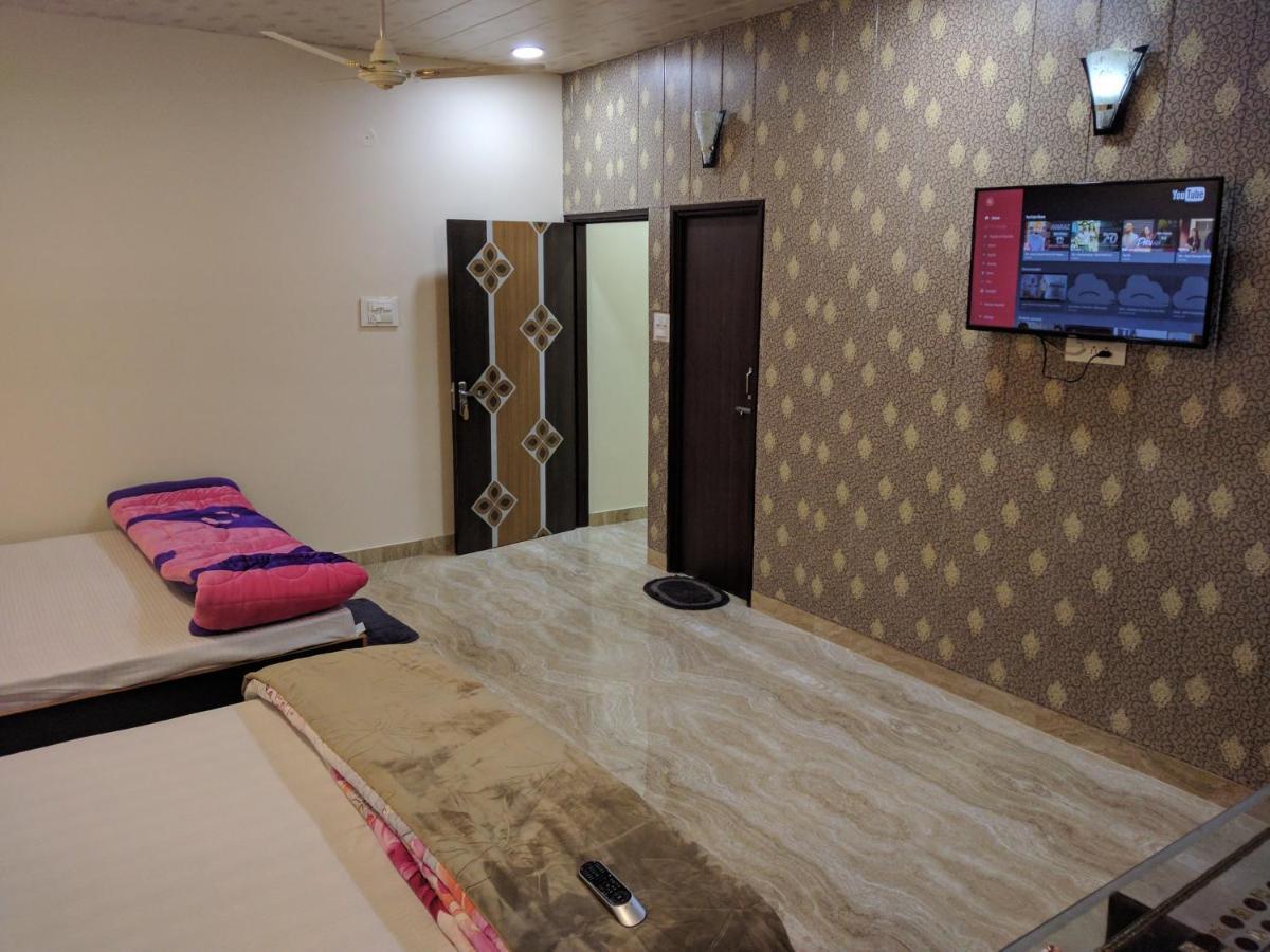 Mye Home Stay - Near Golden Temple Amritsar Exterior foto